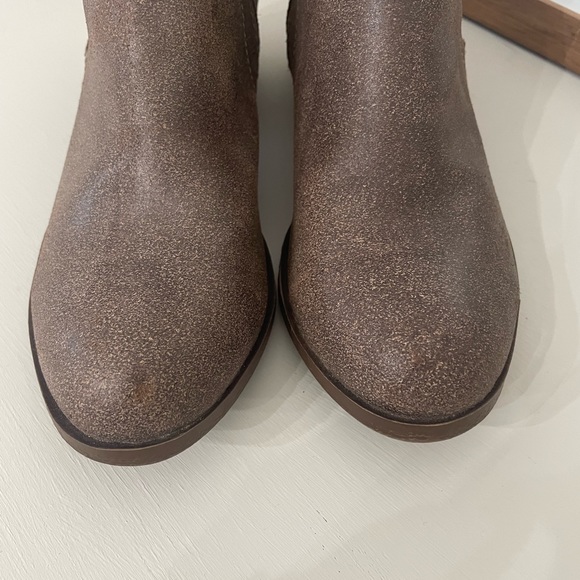 Minnetonka "Brenna" Bootie/Boots Brown Leather Womens 7 - Picture 10 of 13